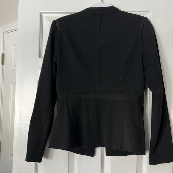 Jacket - Picture 4 of 8